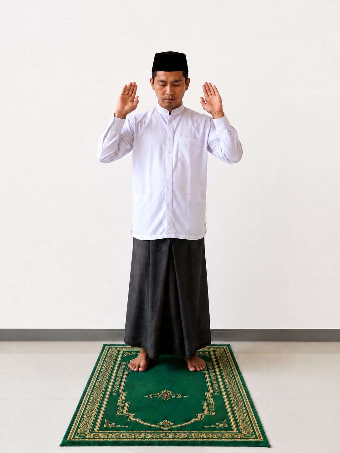 Peragaan gerakan Takbiratul Ihram